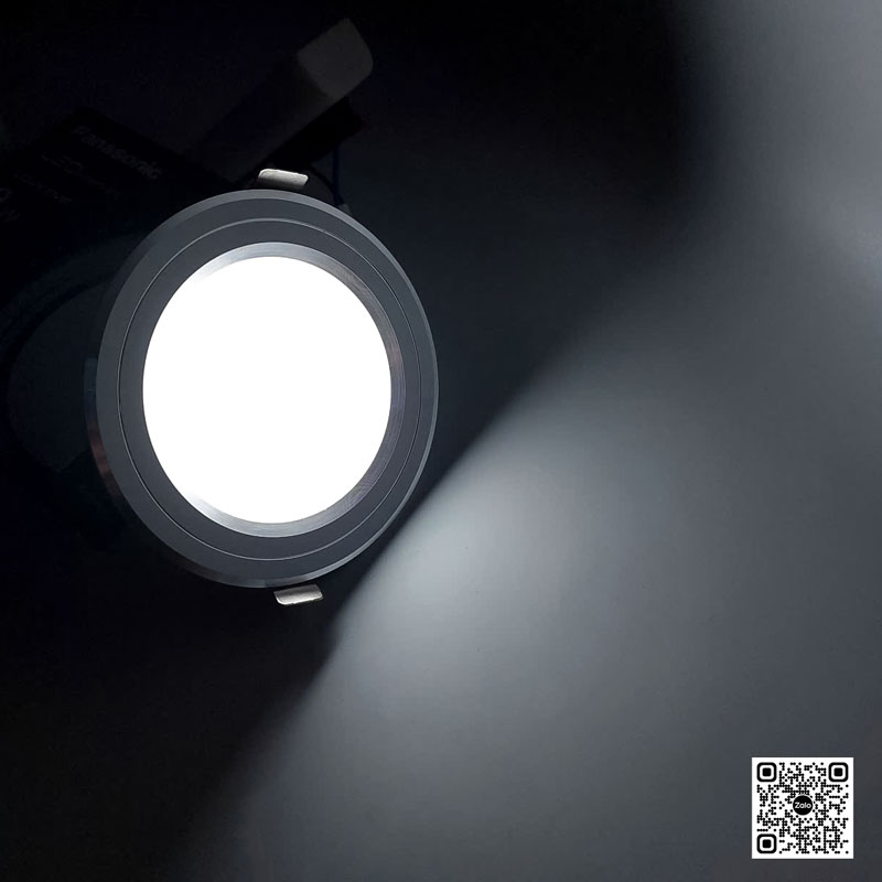 Đèn LED Âm Trần Panasonic Color Rim NNV76161SE1A Viền Bạc 12W | Đơn sắc
