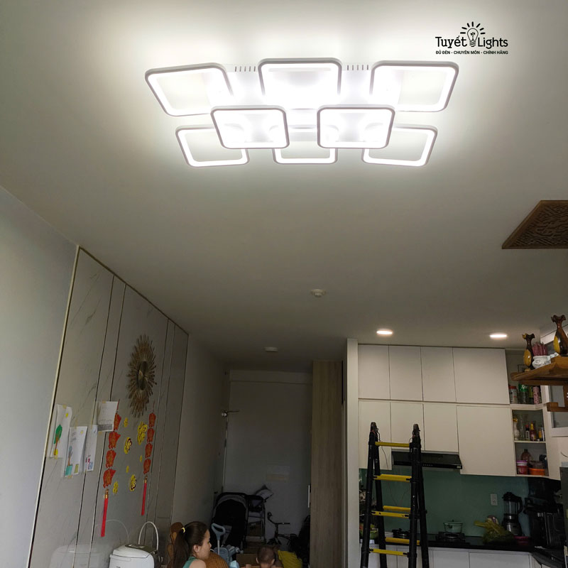 LẮP ĐÈN ỐP TRẦN HIỆN ĐẠI CHO ANH BÌNH - CC HAUSNEO - THỦ ĐỨC