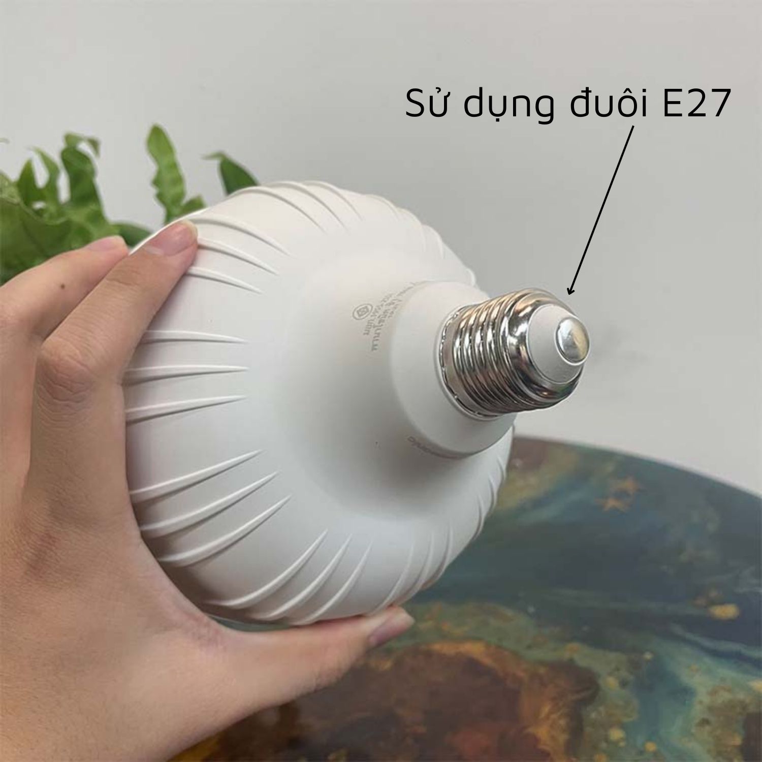 Panasonic - Đèn LED Bulb Lotus Series 20W | LDTHV20DG2T