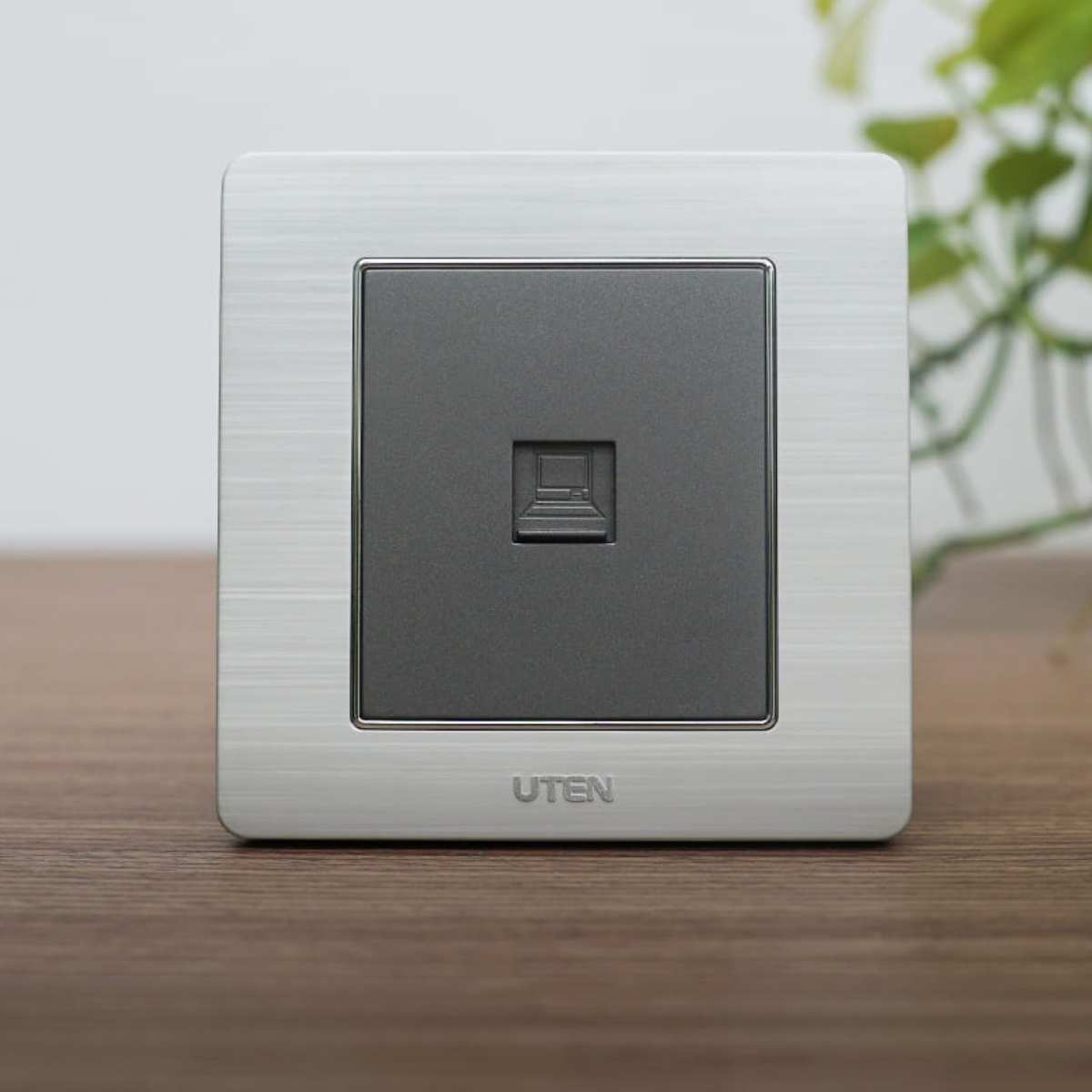 Bộ 1 Ổ Cắm Mạng UTEN | V6.0G-1PC