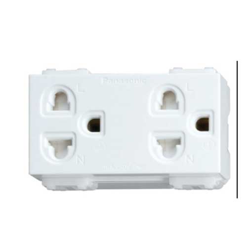 Panasonic FullWide - Ổ Cắm Đôi Có Màn Che Và Dây Nối Đất Đôi 3 Chấu  - Màu Trắng | WEV1582SW