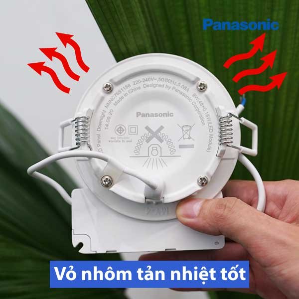 Đèn LED Âm Trần Panasonic Ez Series Tròn NNNC7655388 / NNNC7651388 15W